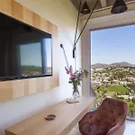Uefio - Luxury Bed & Breakfast