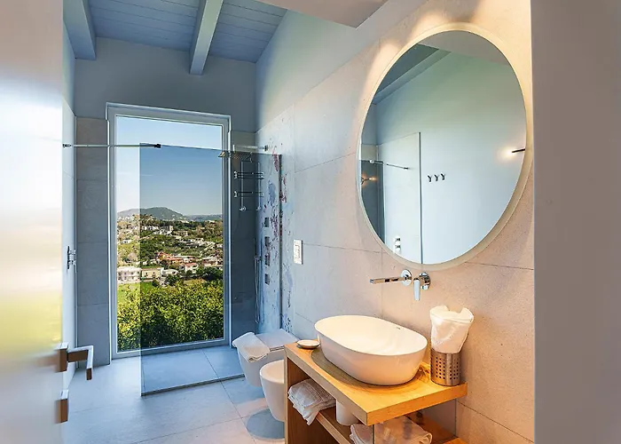 Uefio - Luxury 3*
