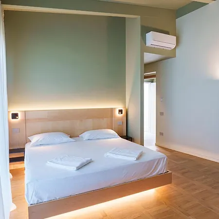 Uefio - Luxury Bed and Breakfast 3*